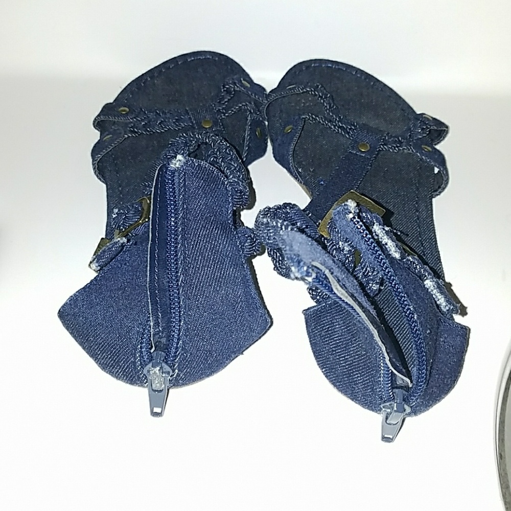 Flats - Picture 3 of 3